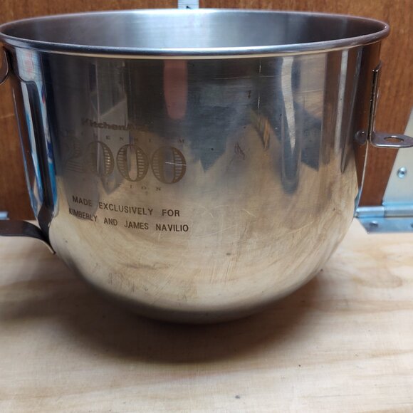Used KitchenAid 5 2000 Edition 5 Qt Bowl-Lift Stand Mixer Stainless Steel Bowl - Picture 2 of 11